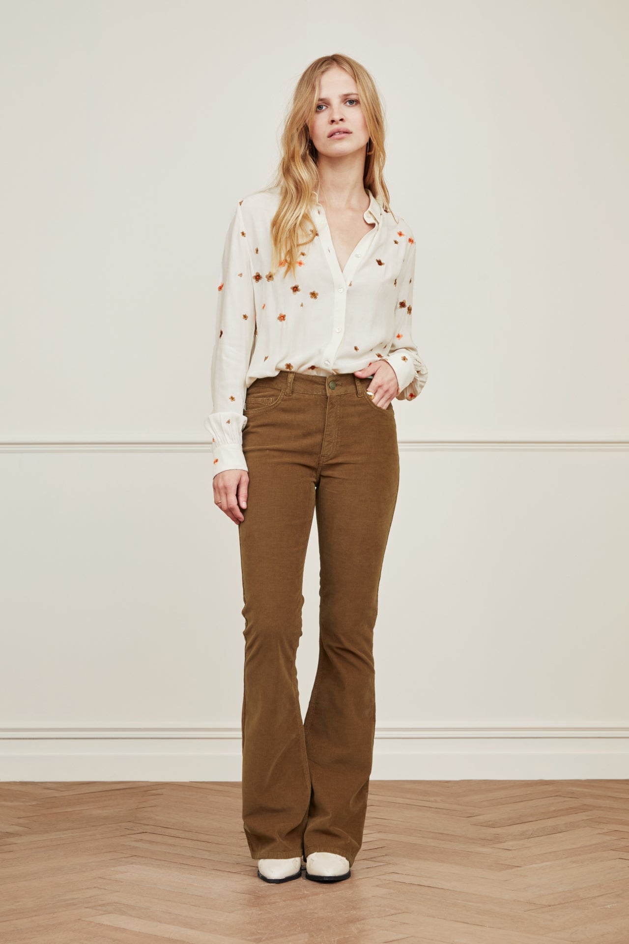 Eva Corduroy Flare Trousers Fabienne chapot - second hand
