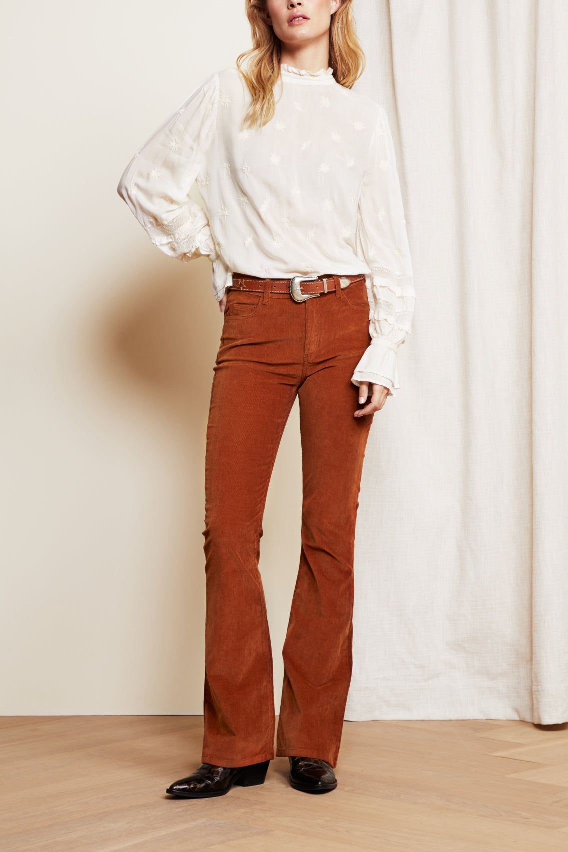 Eva Corduroy Flare Trousers Fabienne chapot - second hand